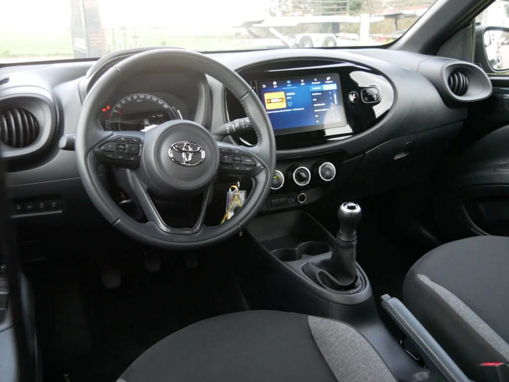 Toyota Aygo X – 12