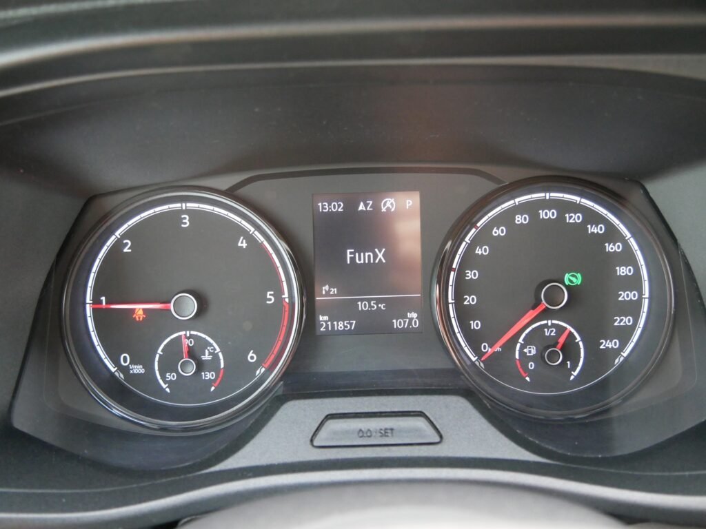 Volkswagen Transporter – 16
