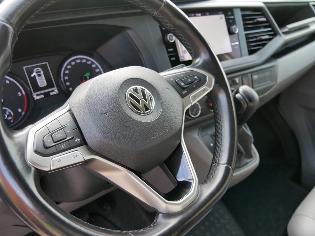 Volkswagen Transporter – 12